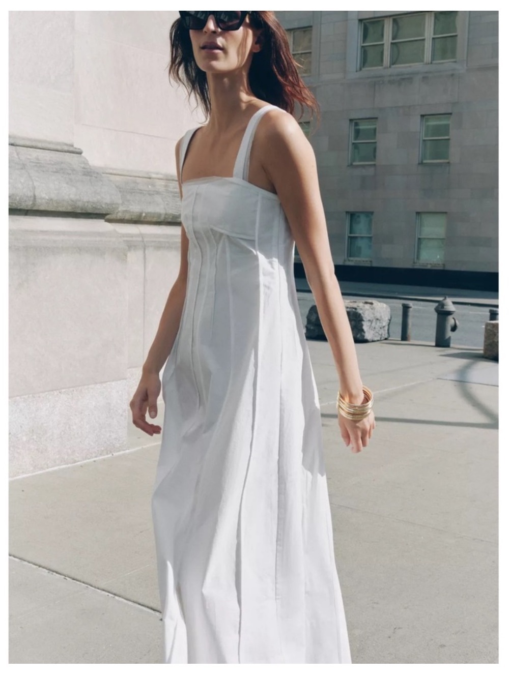 Zara- Women’s Dress
White Cotton Bodice 1758/240-Size XS